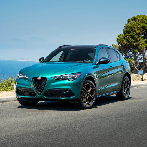 2025 Alfa Romeo Stelvio Intensa US Version Front View
