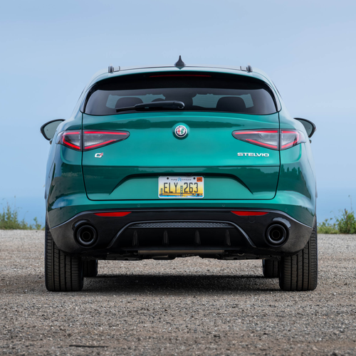 2025 Alfa Romeo Stelvio Intensa US Version Rear View