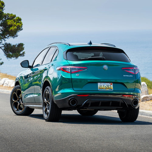 2025 Alfa Romeo Stelvio Intensa US Version Rear View