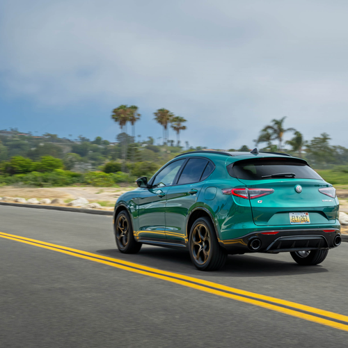 2025 Alfa Romeo Stelvio Intensa US Version Rear View