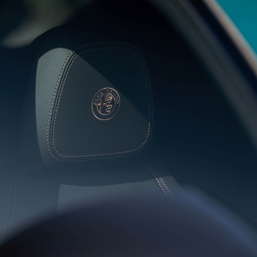 2025 Alfa Romeo Stelvio Intensa US Version Exterior