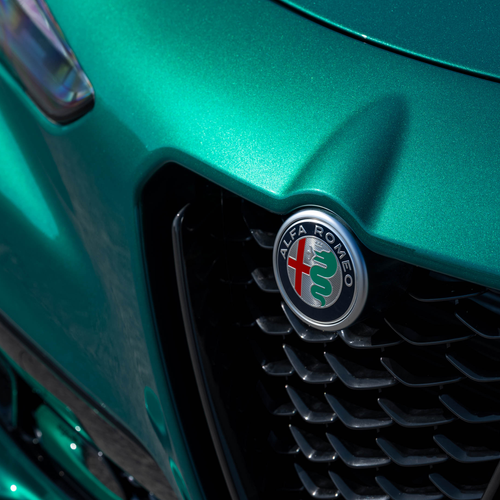 2025 Alfa Romeo Stelvio Intensa US Version Exterior