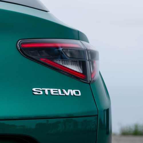 2025 Alfa Romeo Stelvio Intensa US Version Exterior