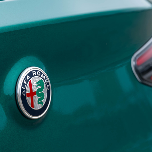 2025 Alfa Romeo Stelvio Intensa US Version Exterior