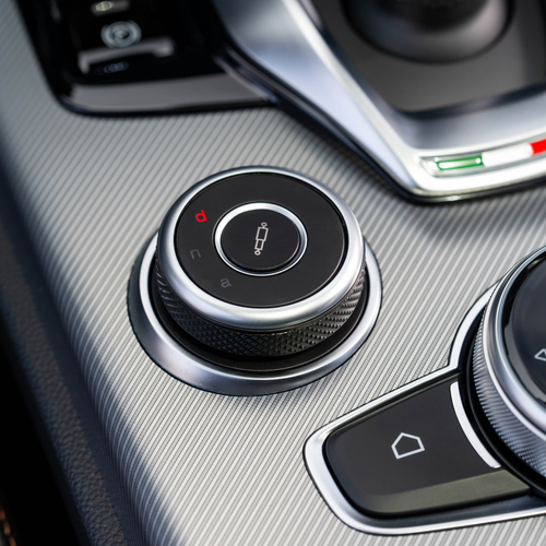 2025 Alfa Romeo Stelvio Intensa US Version Interior