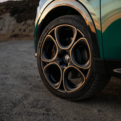 2025 Alfa Romeo Tonale Intensa US Version Exterior