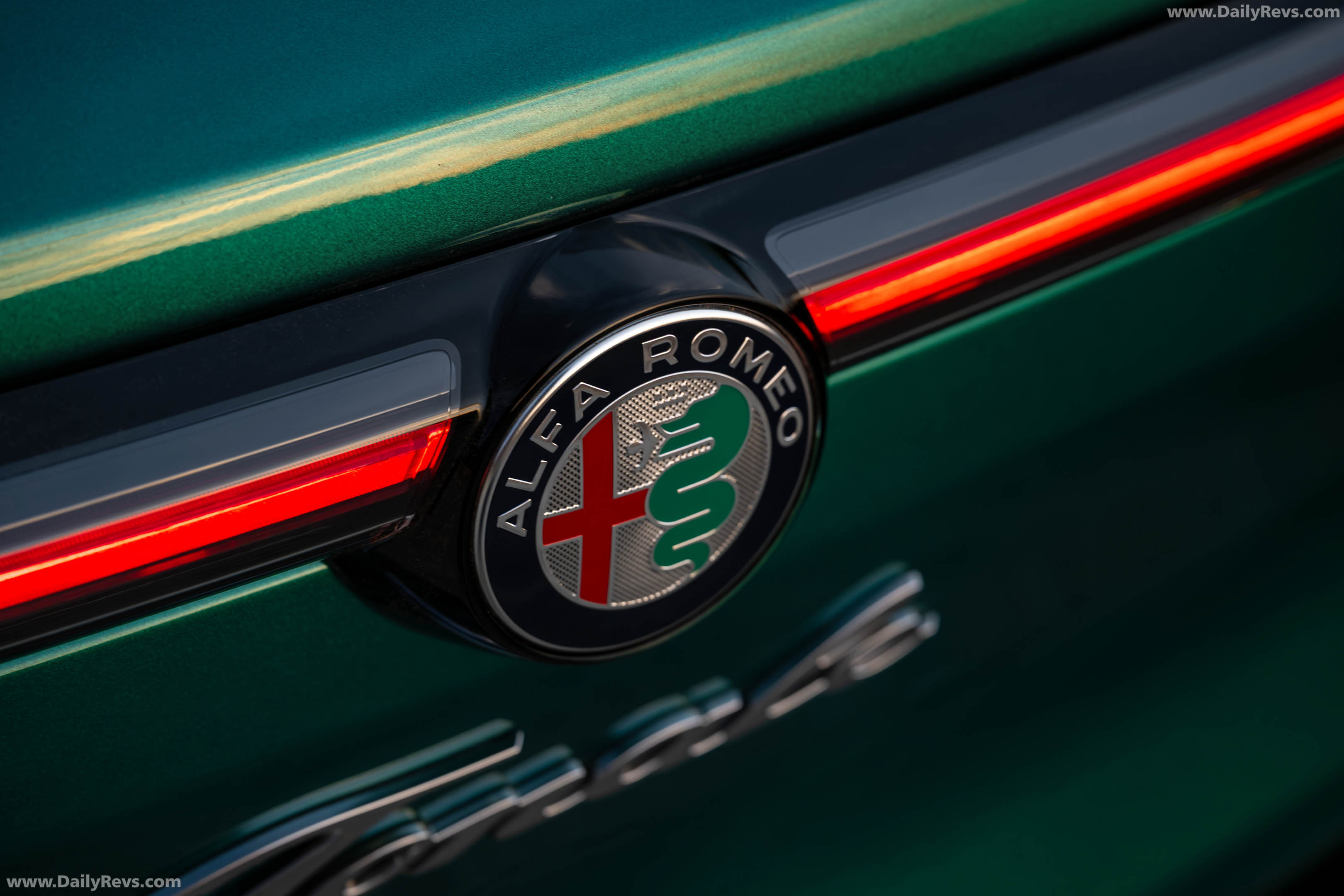 2025 Alfa Romeo Tonale Intensa US Version Exterior