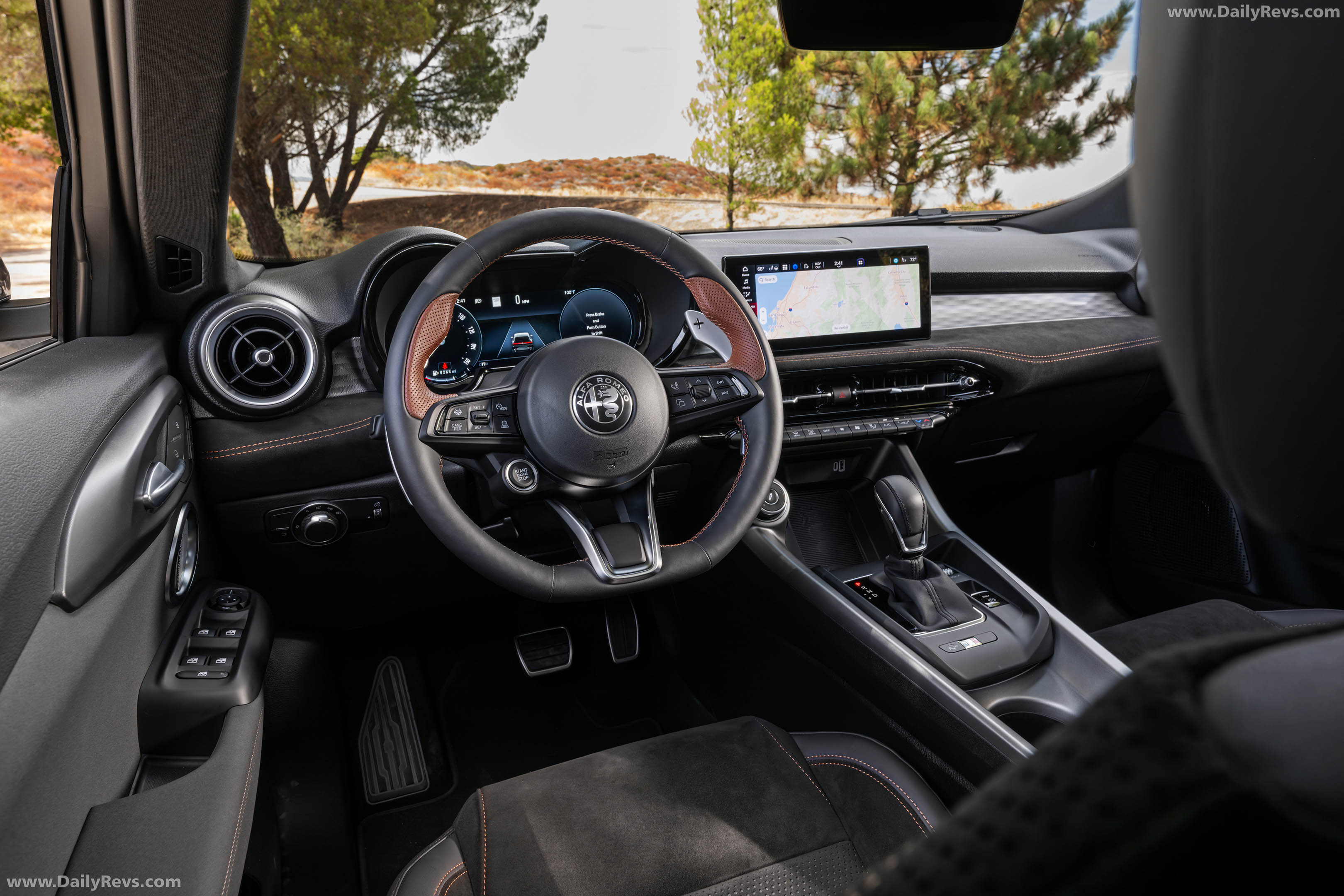 2025 Alfa Romeo Tonale Intensa US Version Interior