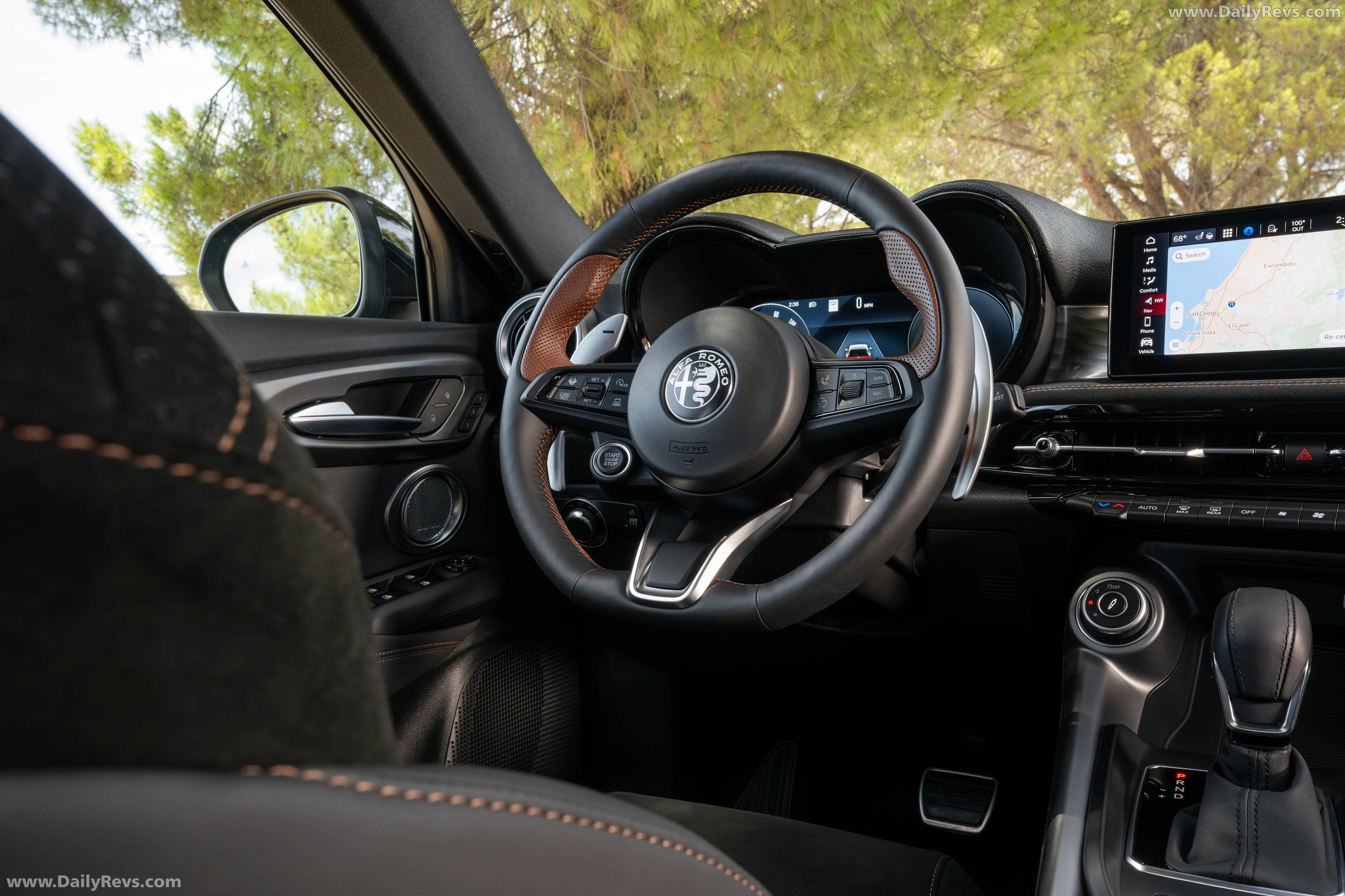 2025 Alfa Romeo Tonale Intensa US Version Interior