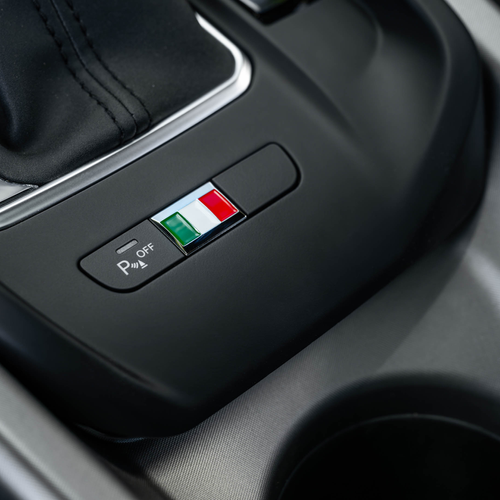 2025 Alfa Romeo Tonale Intensa US Version Interior