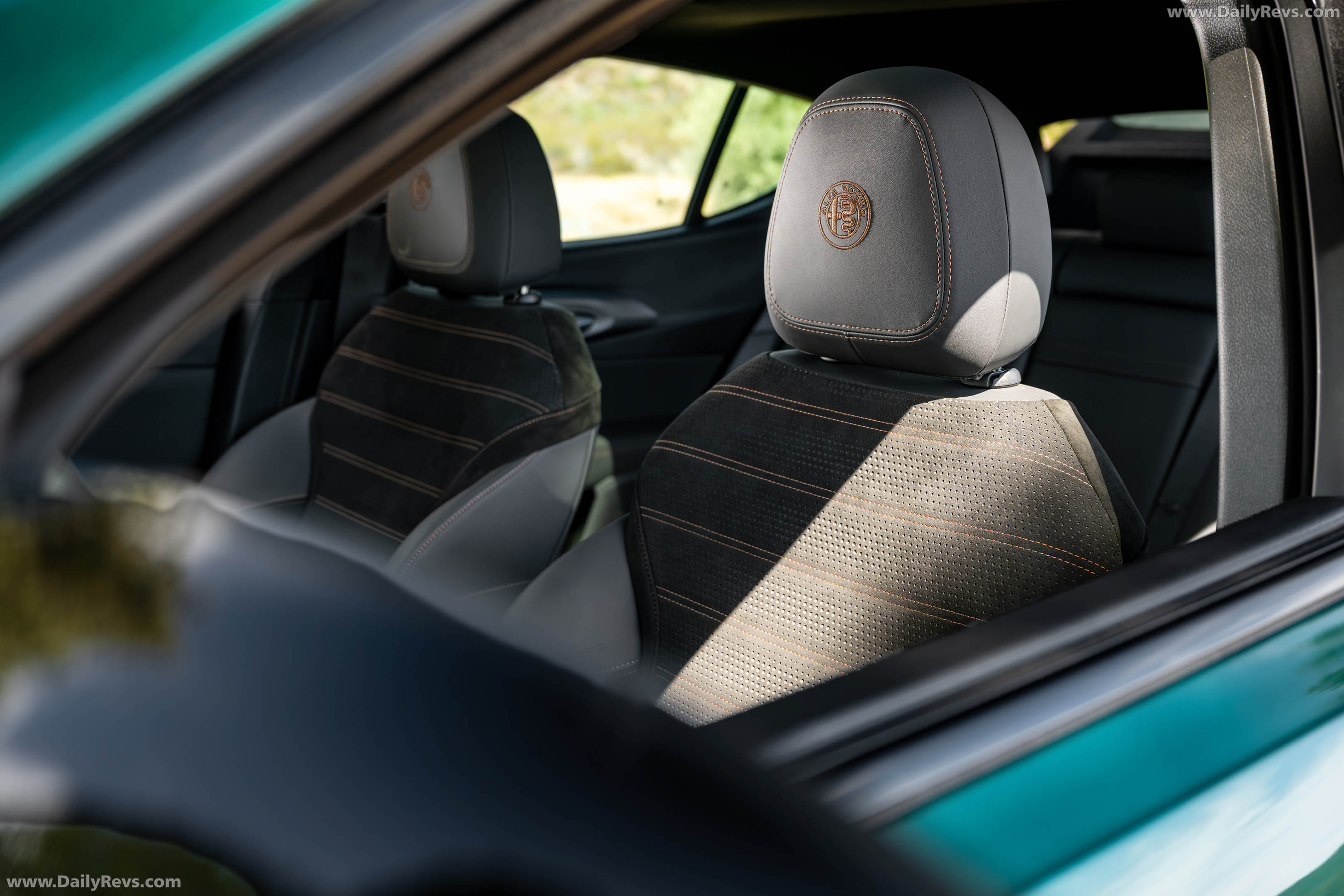 2025 Alfa Romeo Tonale Intensa US Version Interior