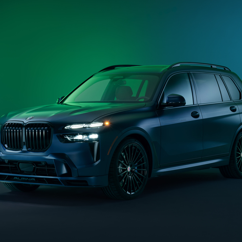 2026 Alpina XB7 Manufaktur Front View