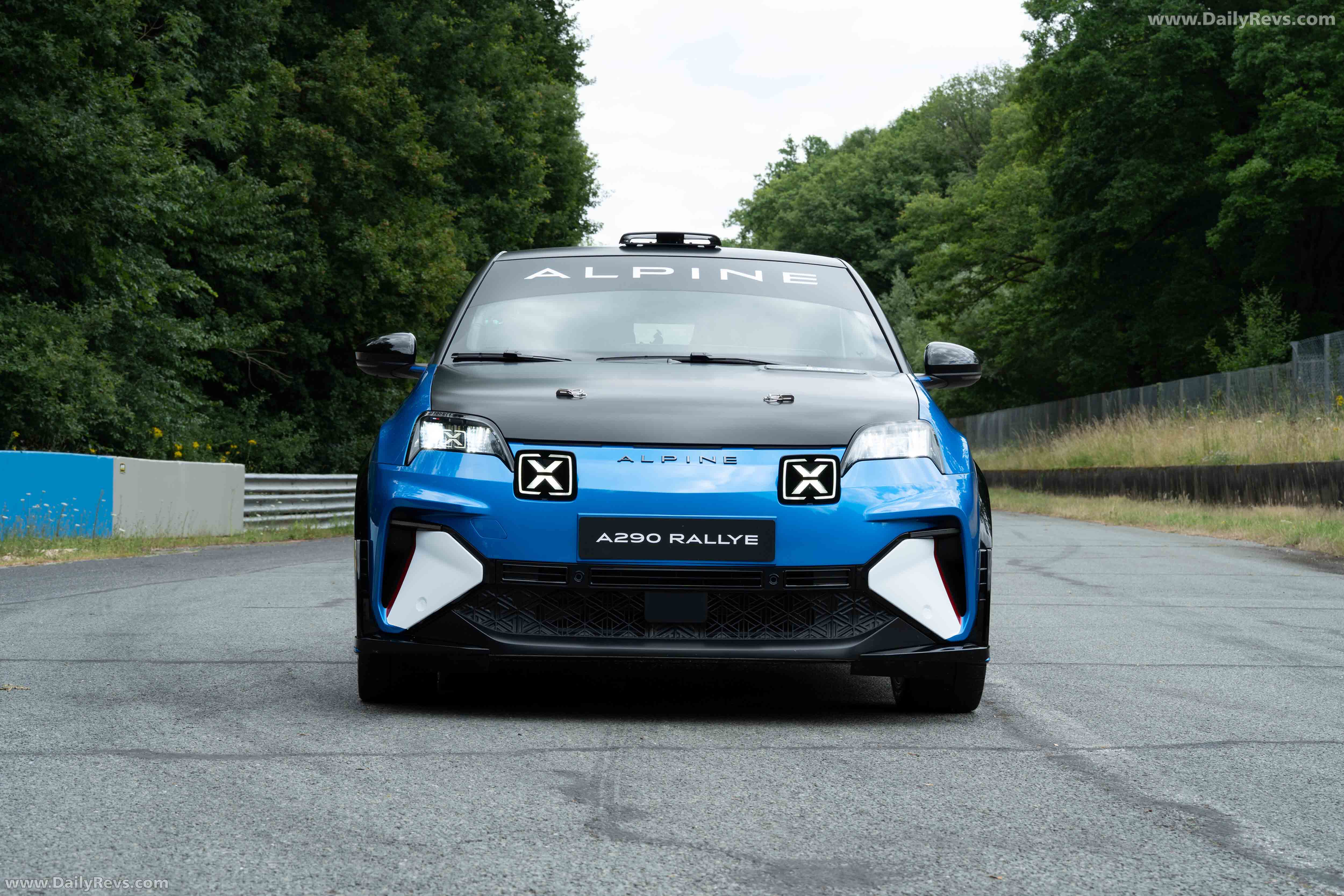 2026 Alpine A290 Rallye Front View