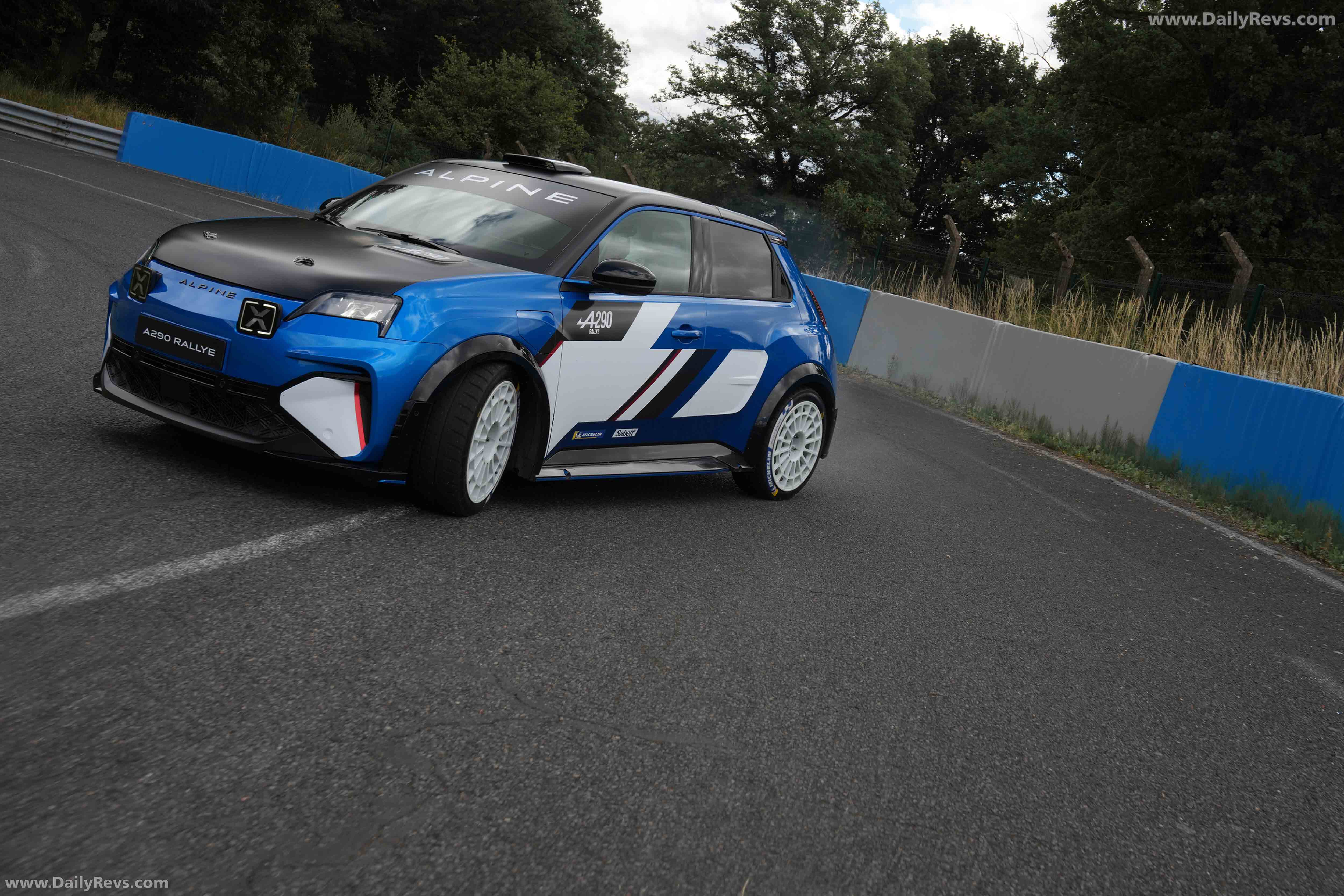 2026 Alpine A290 Rallye Front View