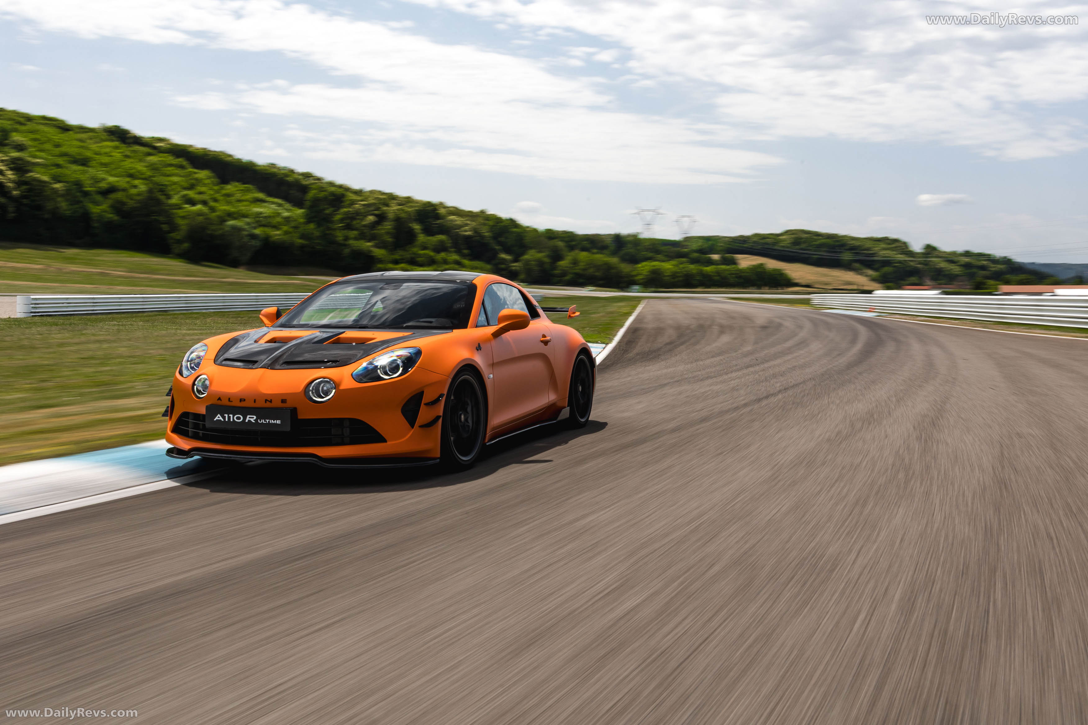 2026 Alpine A110 R Ultime Front View