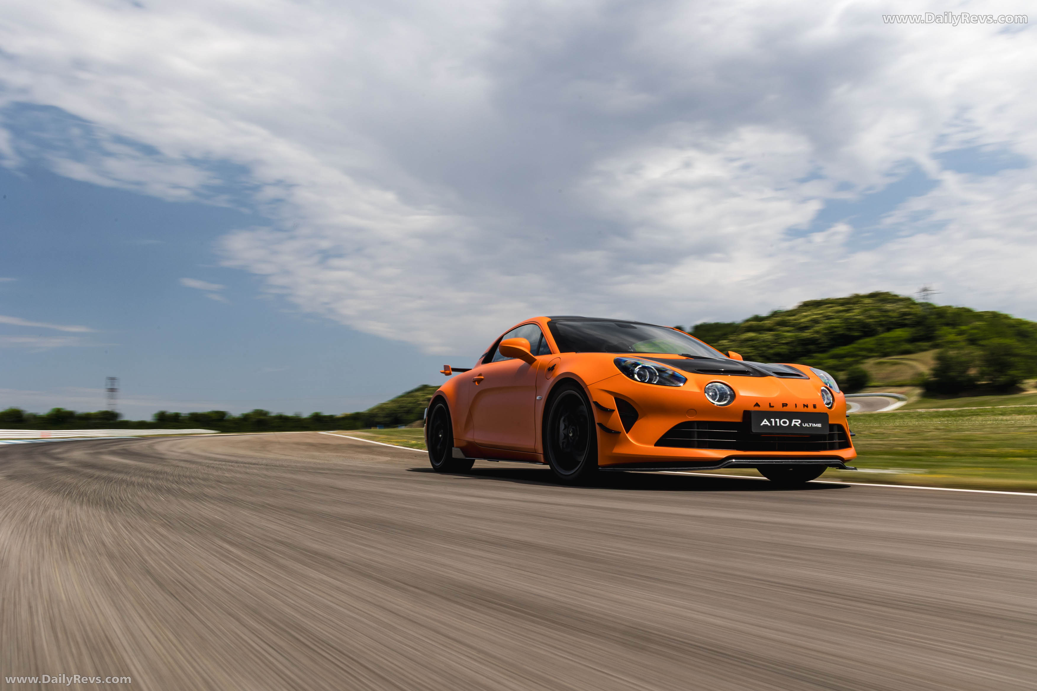 2026 Alpine A110 R Ultime Front View