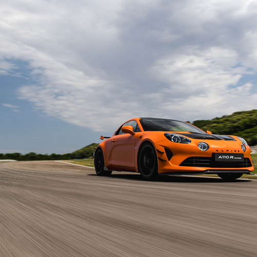 2026 Alpine A110 R Ultime Front View