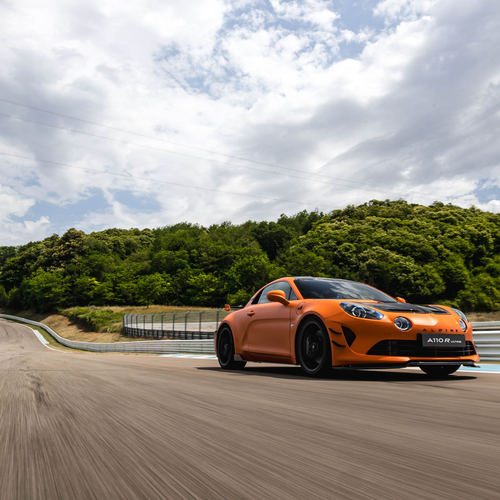 2026 Alpine A110 R Ultime Front View