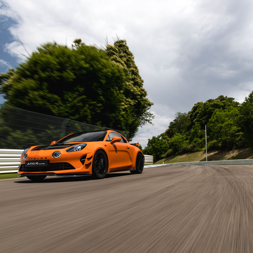 2026 Alpine A110 R Ultime Front View