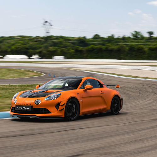 2026 Alpine A110 R Ultime Front View