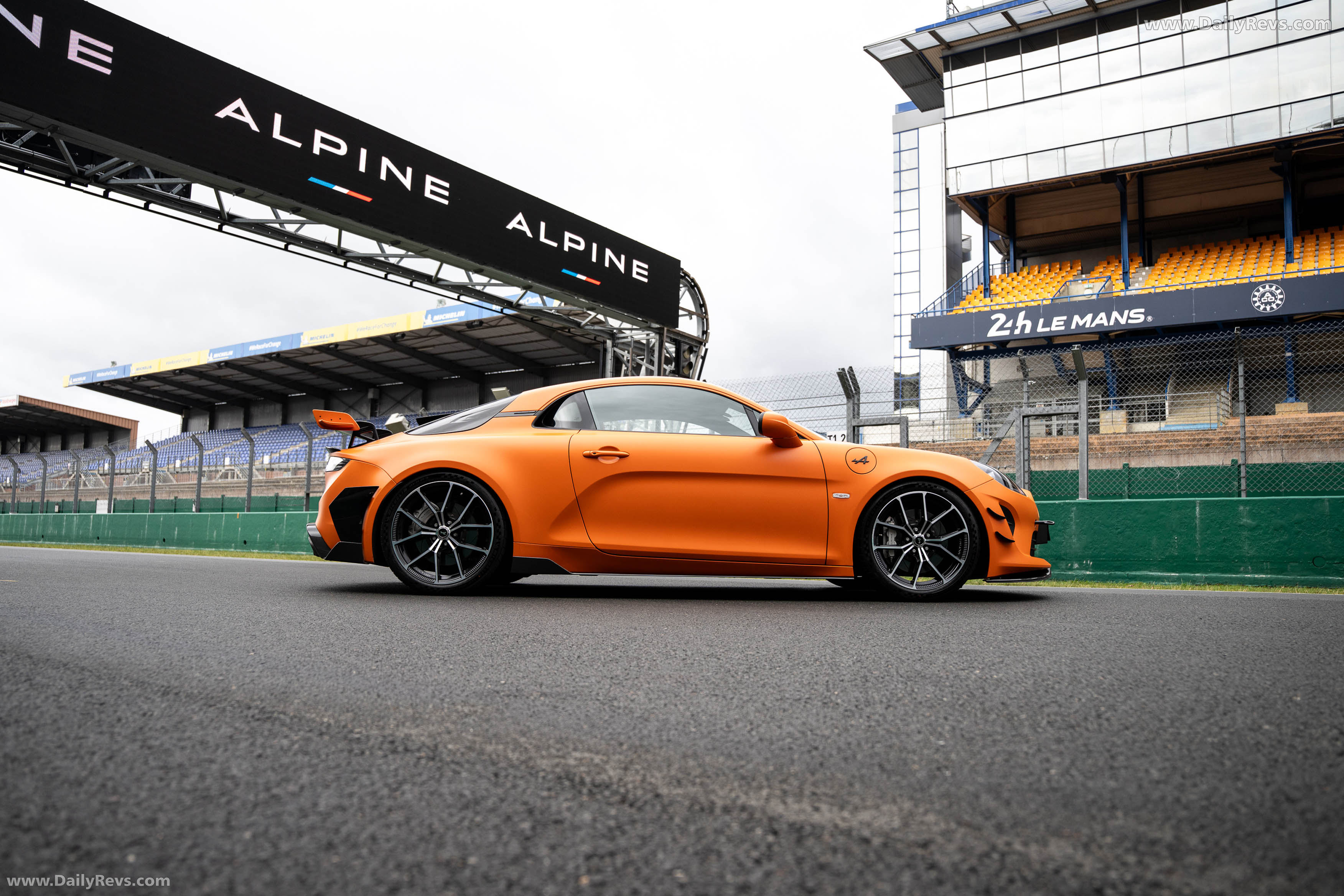 2026 Alpine A110 R Ultime Side View