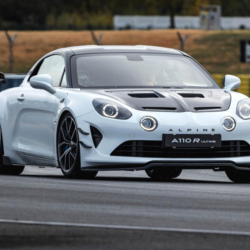 Image of A110 R Ultime Glacier White