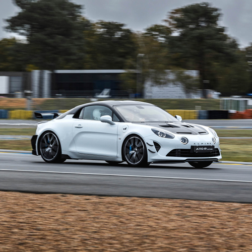 2026 Alpine A110 R Ultime Glacier White Front View
