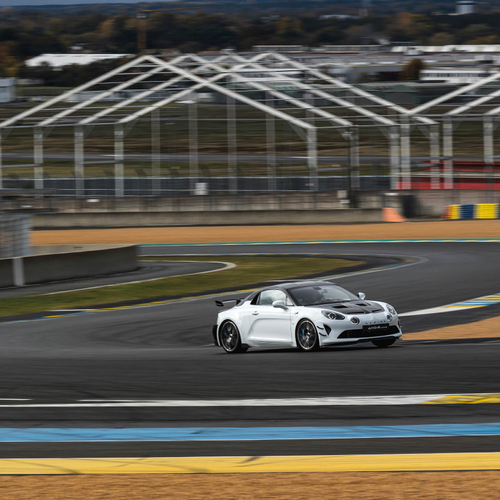 2026 Alpine A110 R Ultime Glacier White Front View