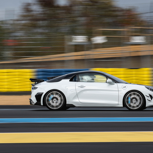 2026 Alpine A110 R Ultime Glacier White Side View