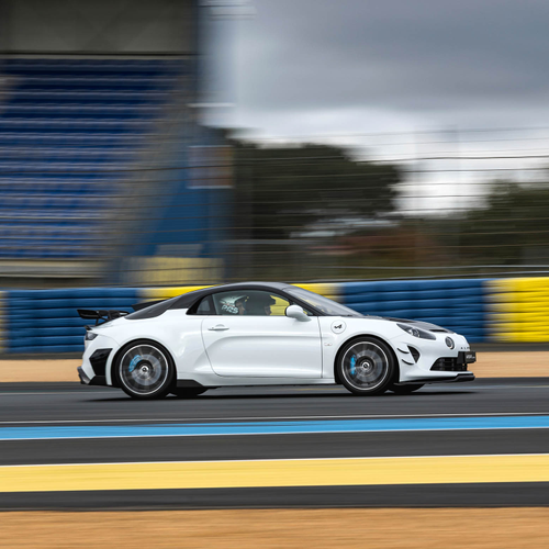 2026 Alpine A110 R Ultime Glacier White Side View