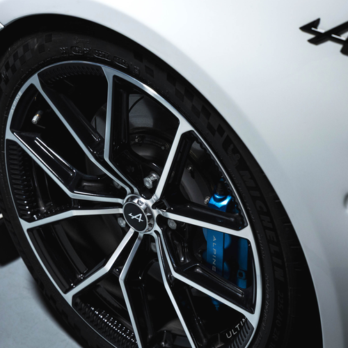 2026 Alpine A110 R Ultime Glacier White Exterior