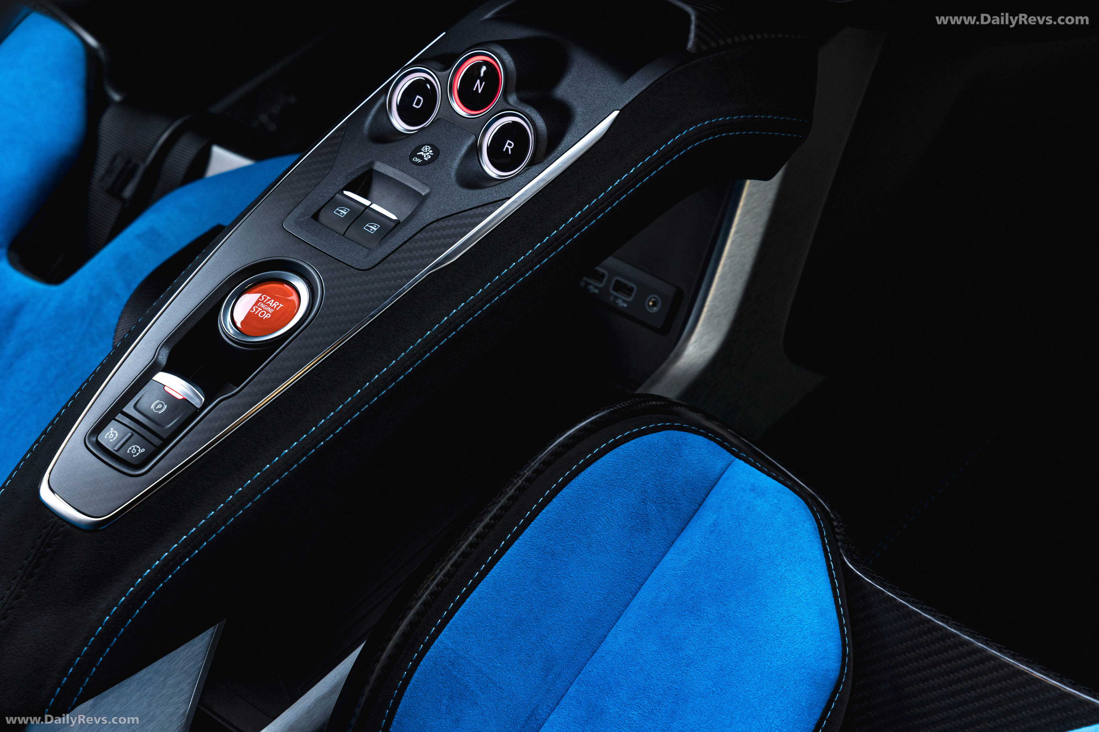 2026 Alpine A110 R Ultime Glacier White Interior