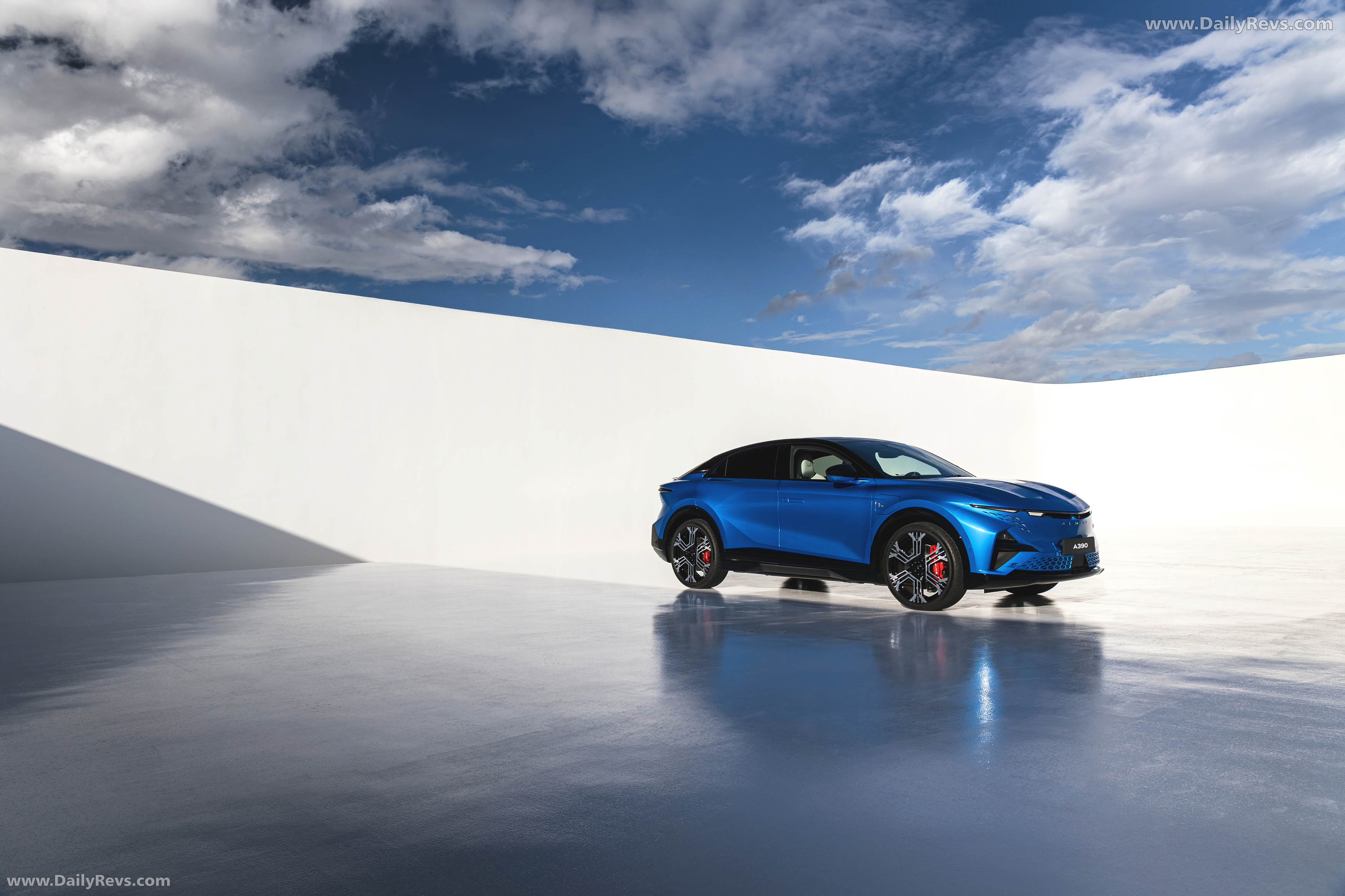 2025 Alpine A390 GT Alpine Vision Blue Front View