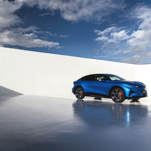 2025 Alpine A390 GT Alpine Vision Blue Front View