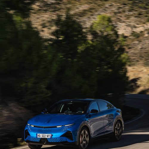 2025 Alpine A390 GT Alpine Vision Blue Front View