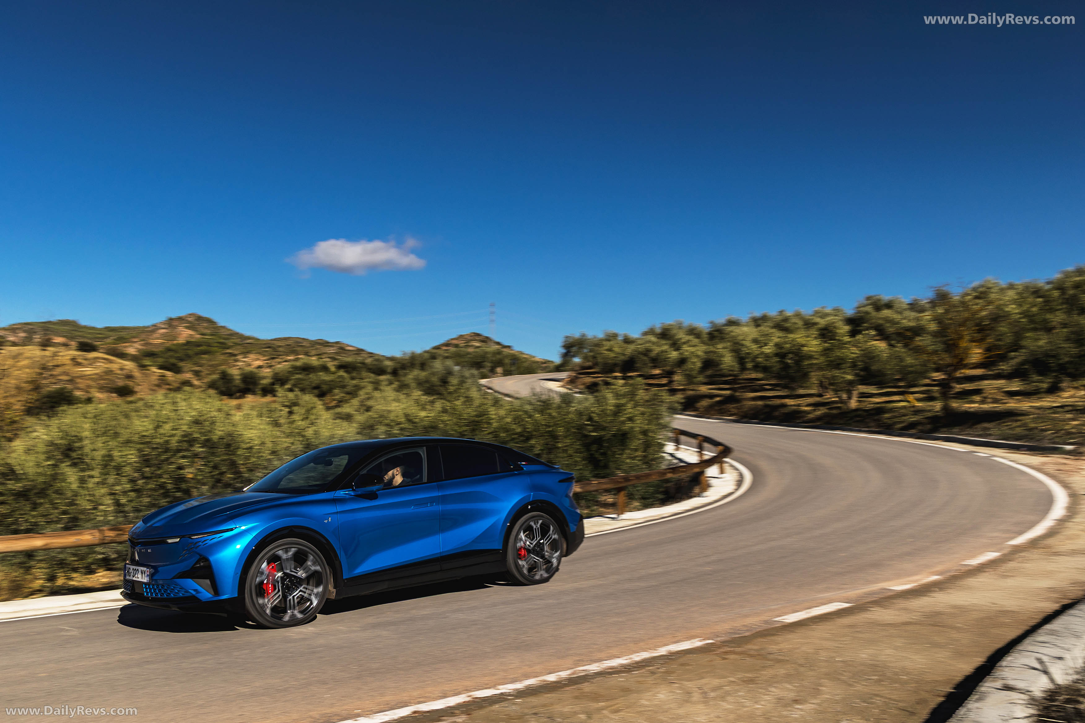 2025 Alpine A390 GT Alpine Vision Blue Front View