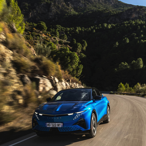 2025 Alpine A390 GT Alpine Vision Blue Front View