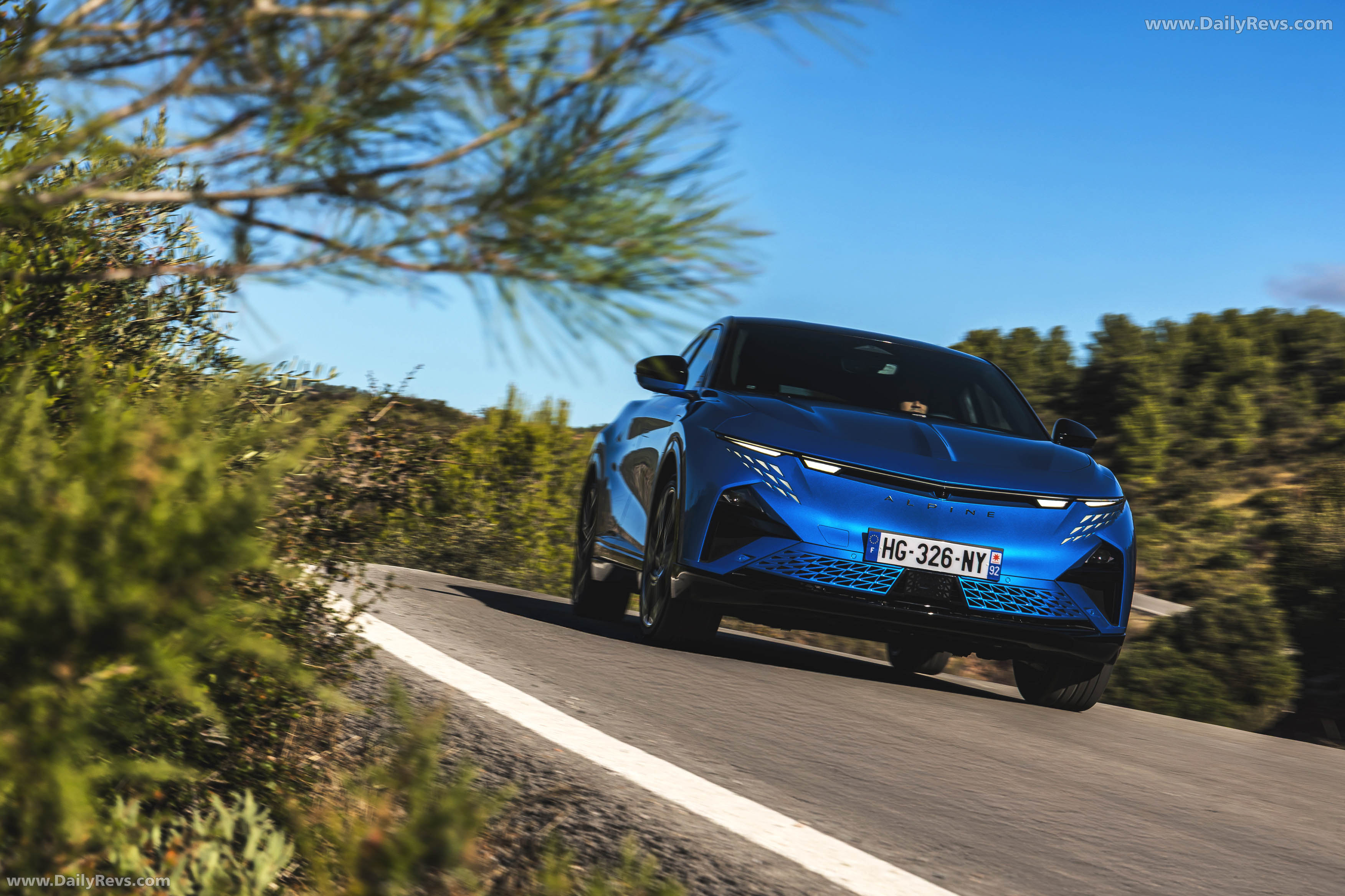 2025 Alpine A390 GT Alpine Vision Blue Front View