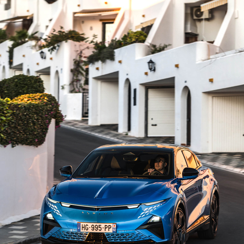 2025 Alpine A390 GT Alpine Vision Blue Front View
