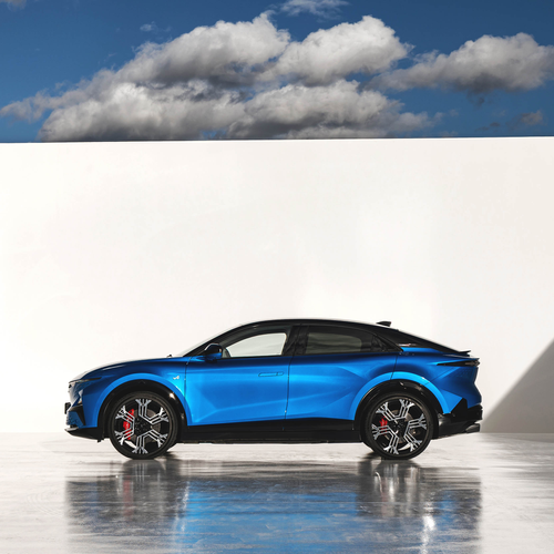 2025 Alpine A390 GT Alpine Vision Blue Side View