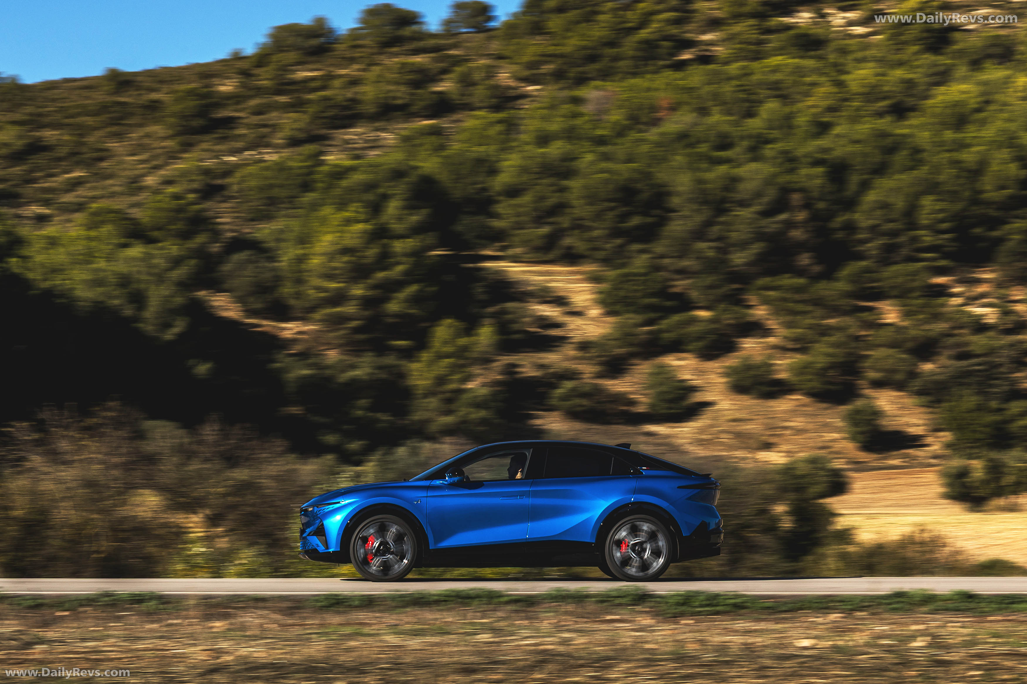 2025 Alpine A390 GT Alpine Vision Blue Side View