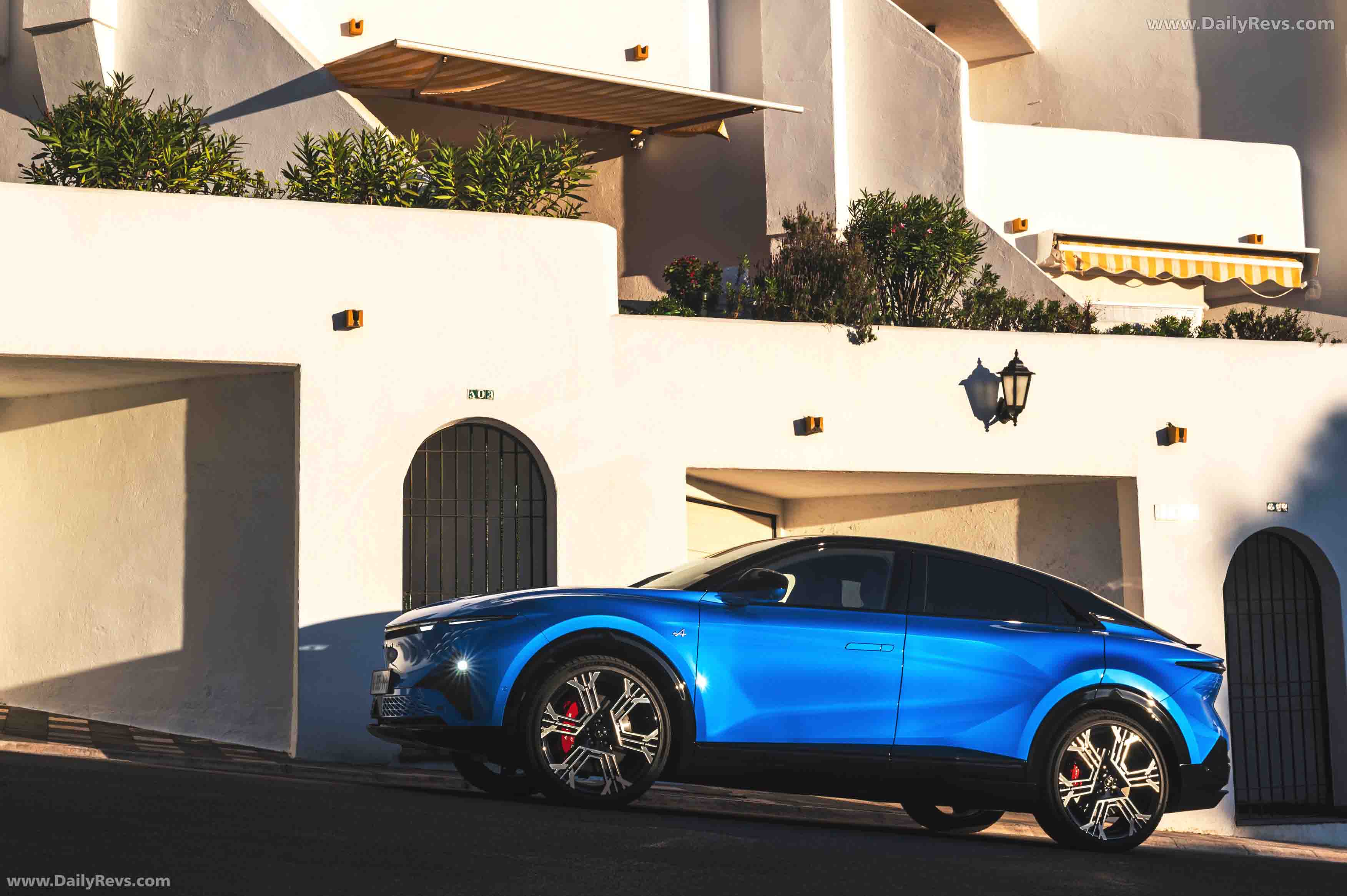 2025 Alpine A390 GT Alpine Vision Blue Side View