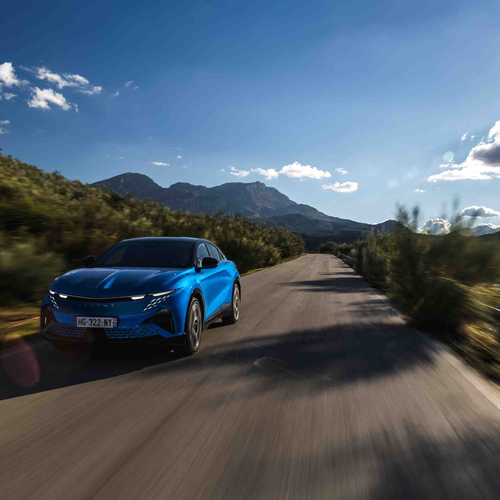 2025 Alpine A390 GT Alpine Vision Blue Front View
