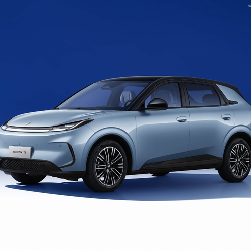 2025 Arcfox T1 Front View