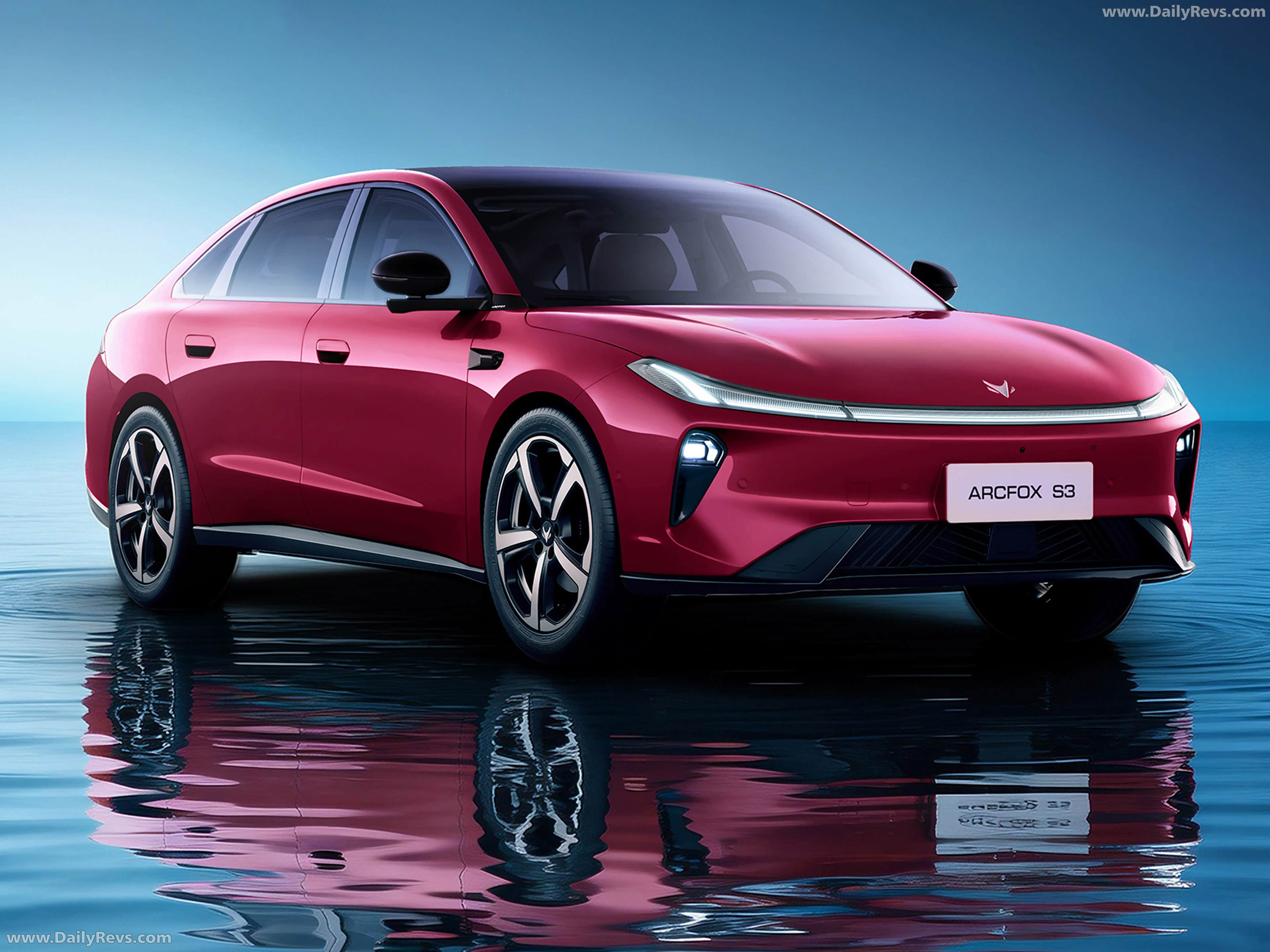 2026 Arcfox S3 Front View