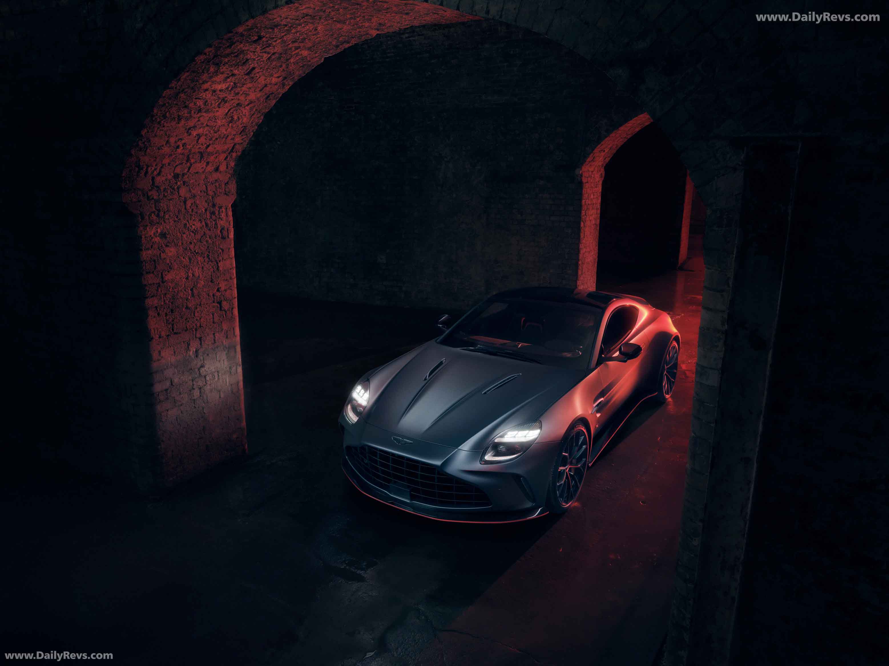 2026 Aston Martin Vantage S Top View