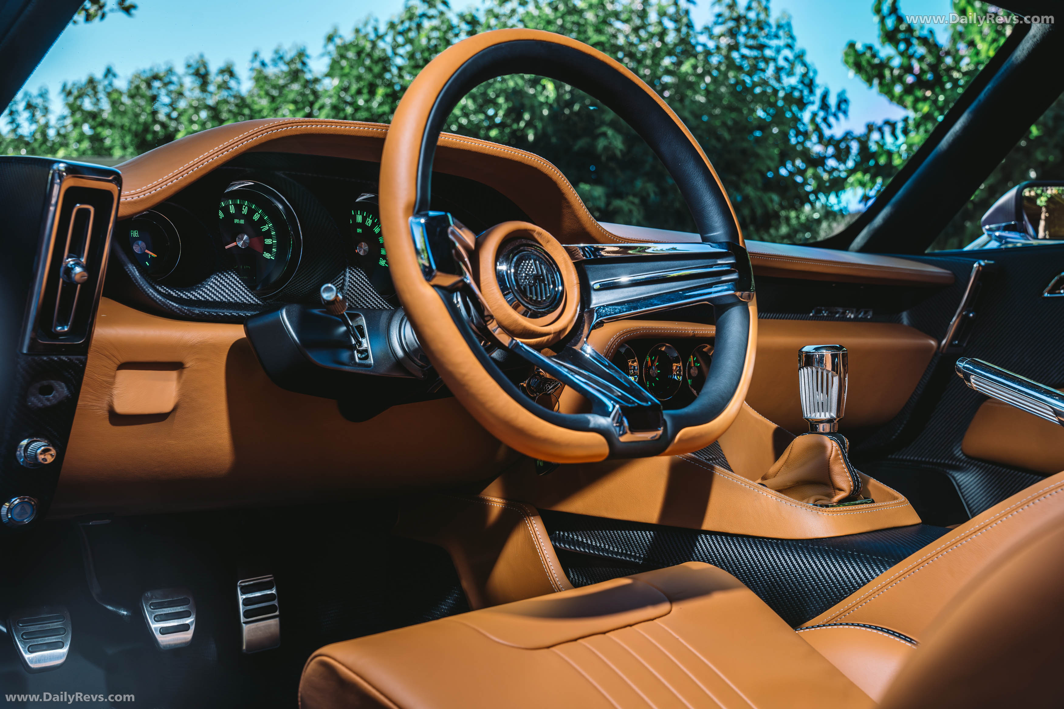 1971 Aston Martin DBS Octavia by Ringbrothers Interior