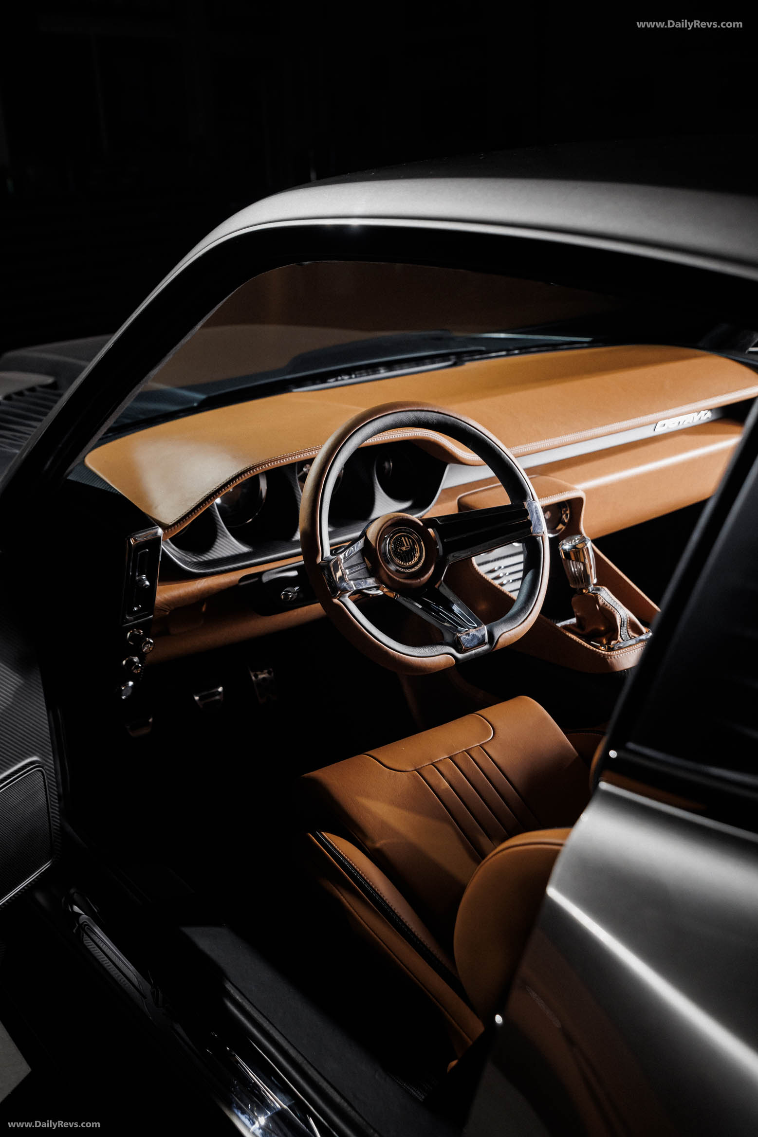 1971 Aston Martin DBS Octavia by Ringbrothers Interior