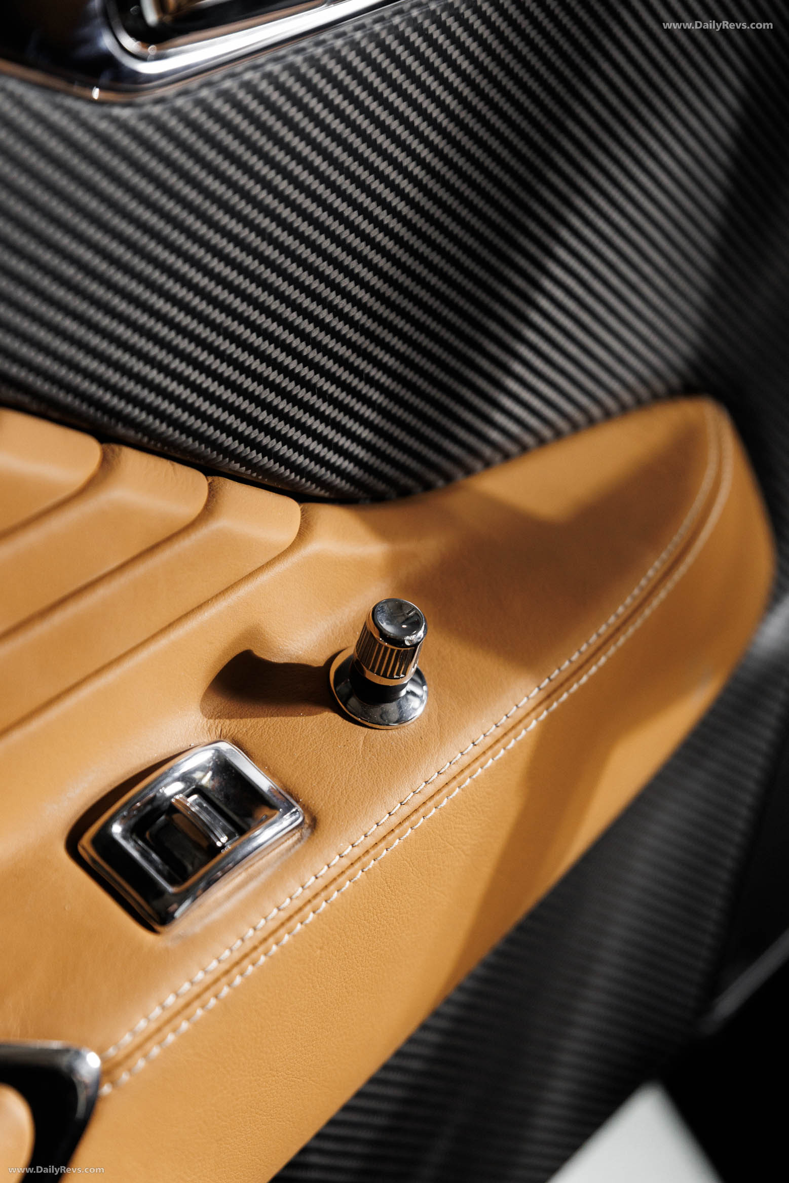 1971 Aston Martin DBS Octavia by Ringbrothers Interior