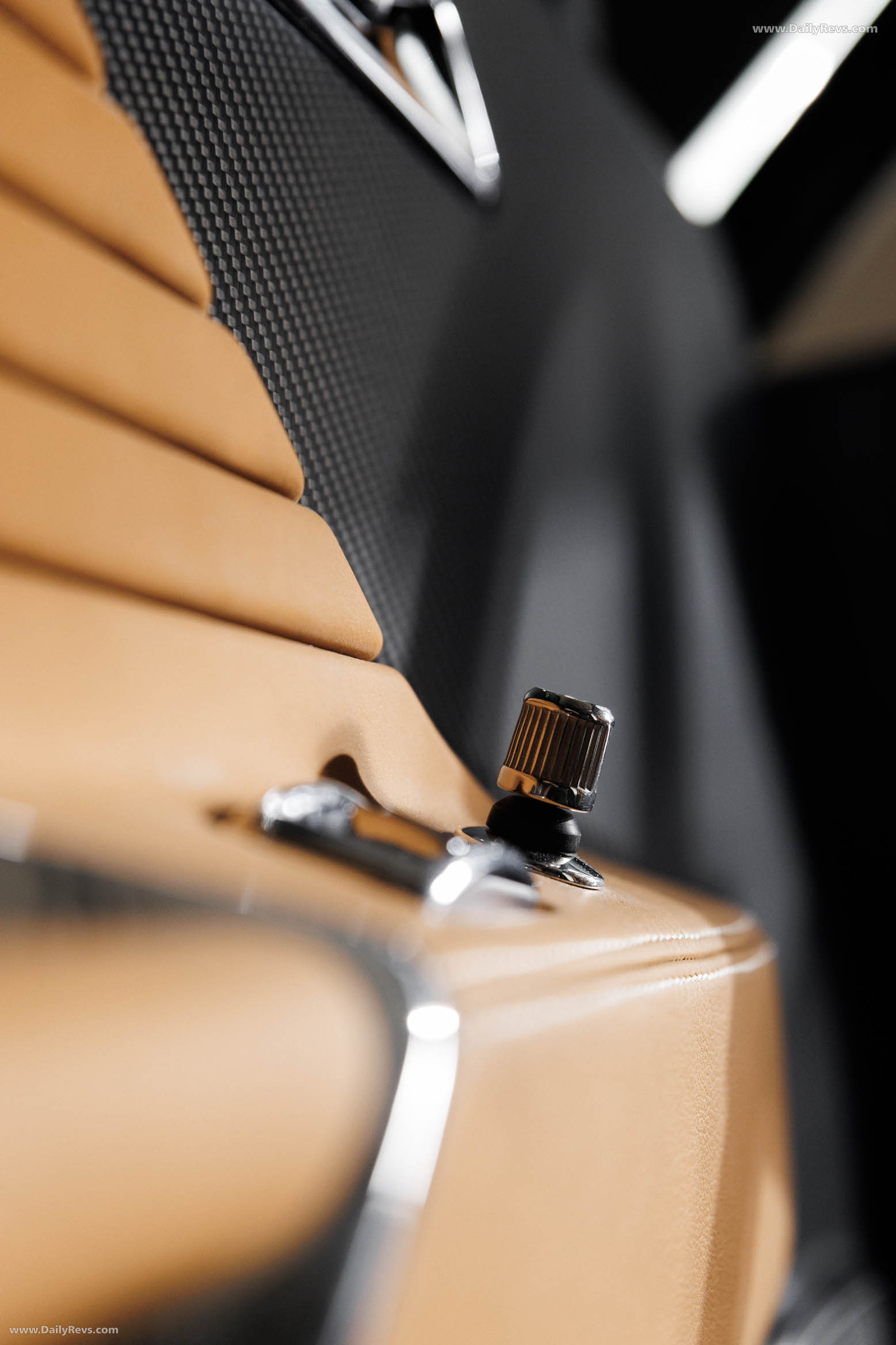 1971 Aston Martin DBS Octavia by Ringbrothers Interior